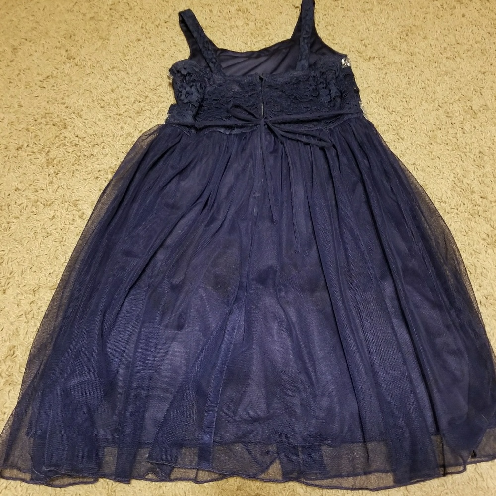 Girls dress - Picture 3 of 5